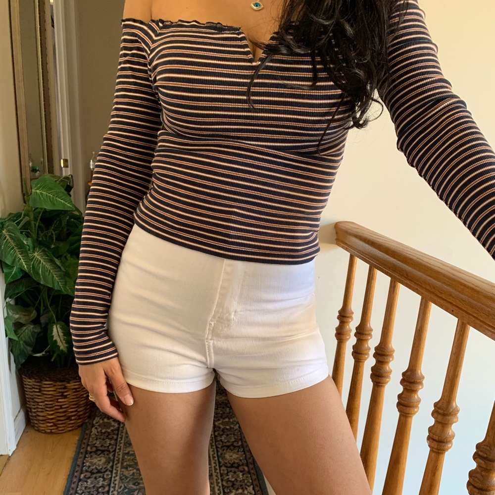 Striped - Off the shoulders V top - worn once